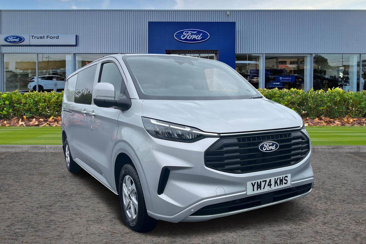 Nov 2024 Ford Transit Custom 2.0 EcoBlue 136ps H1 Double Cab Van Limited