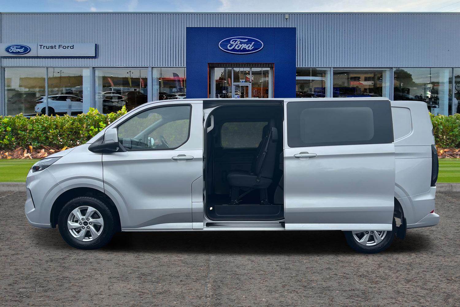 Nov 2024 Ford Transit Custom 2.0 EcoBlue 136ps H1 Double Cab Van Limited