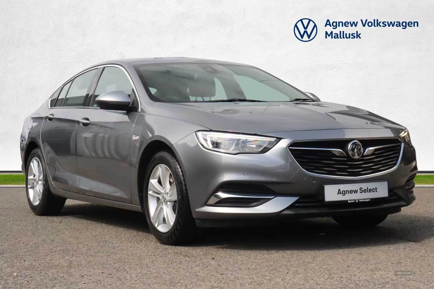 Nov 2017 Vauxhall Insignia 1.5T Tech Line Nav 5dr