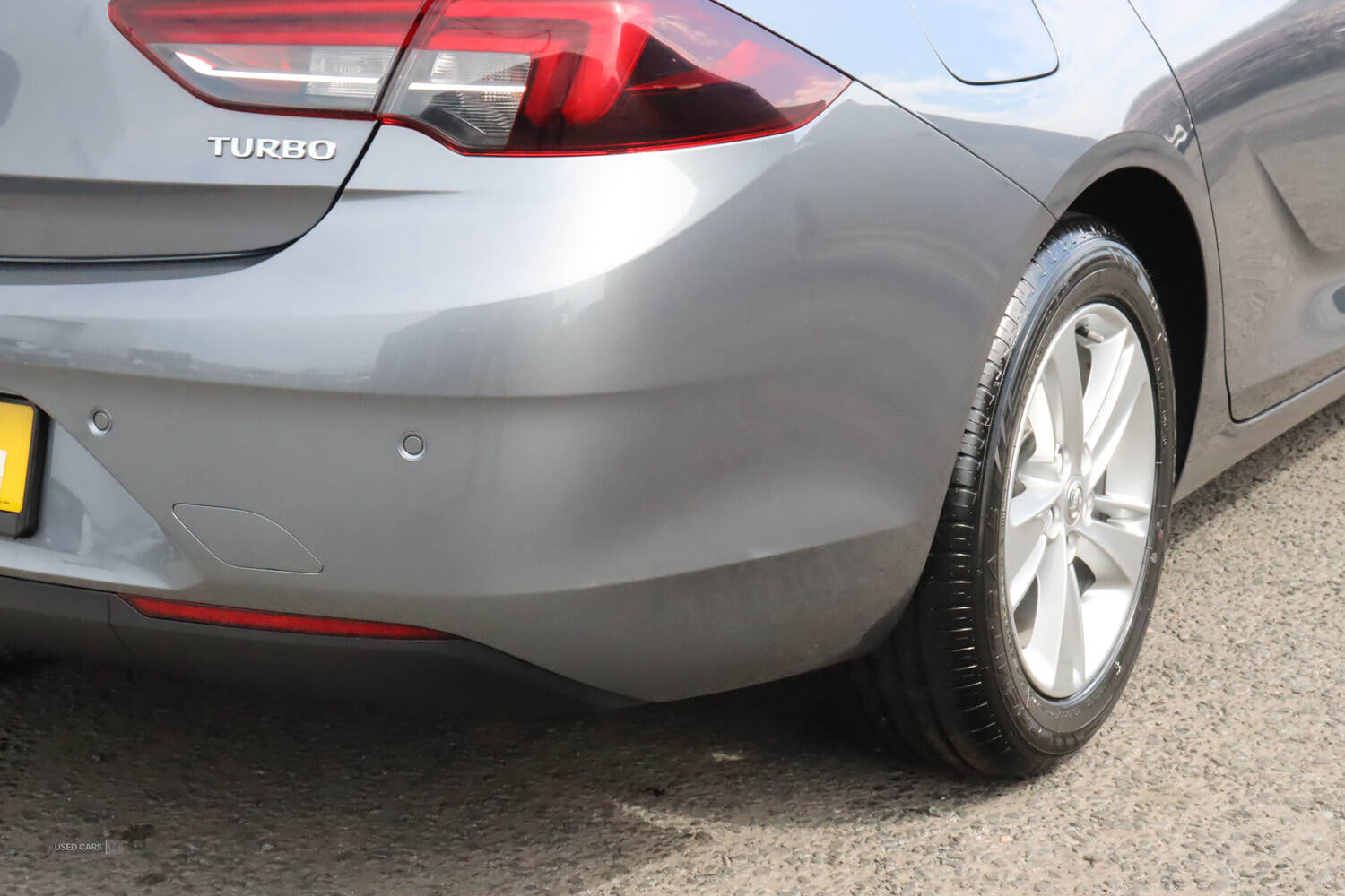 Nov 2017 Vauxhall Insignia 1.5T Tech Line Nav 5dr