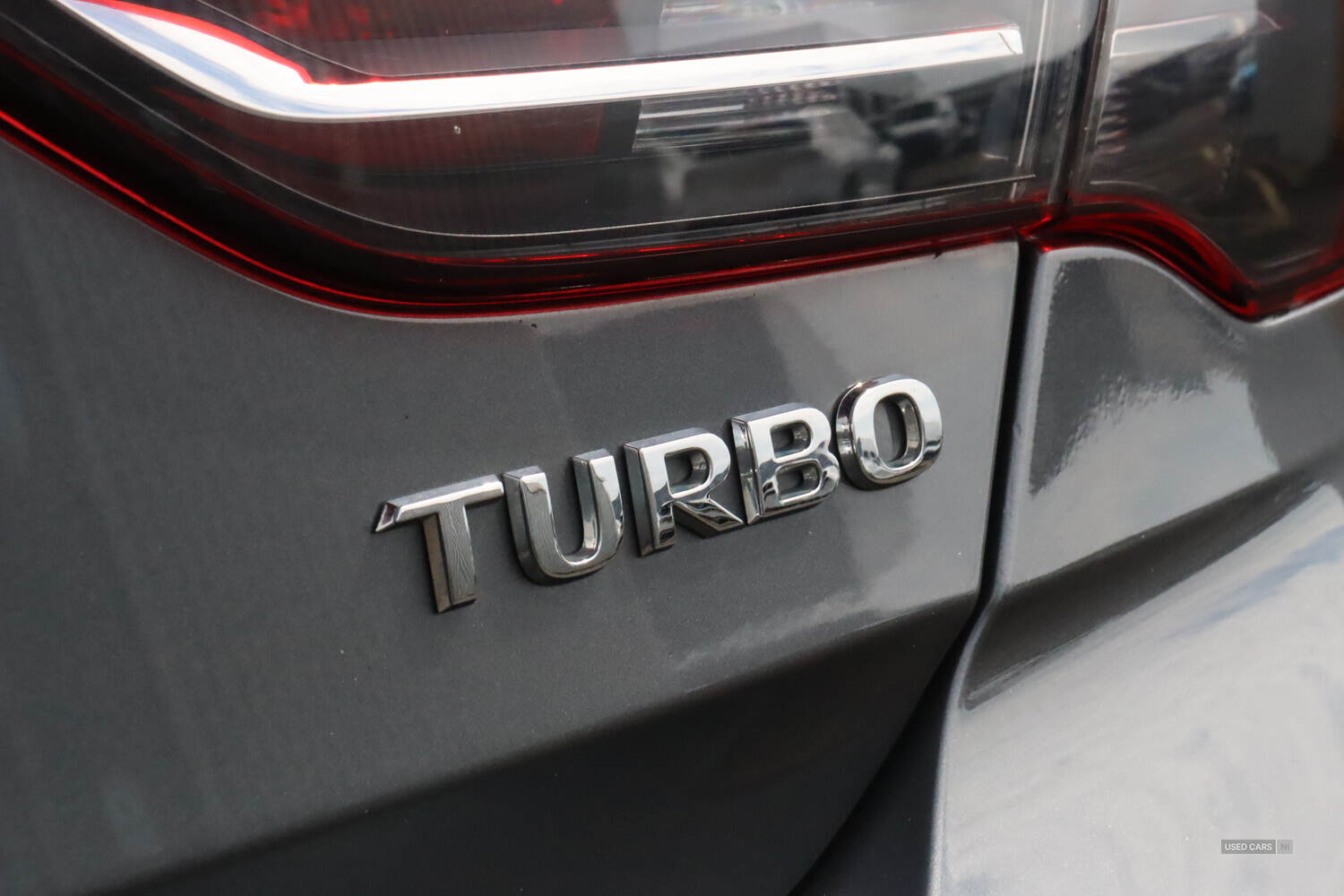 Nov 2017 Vauxhall Insignia 1.5T Tech Line Nav 5dr
