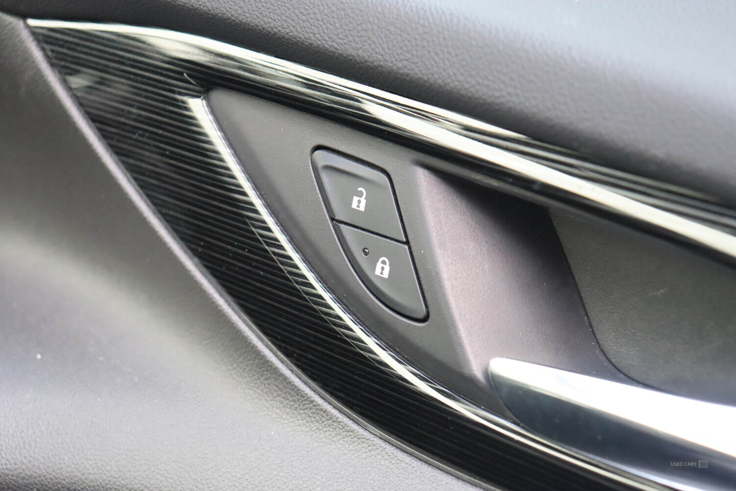Nov 2017 Vauxhall Insignia 1.5T Tech Line Nav 5dr
