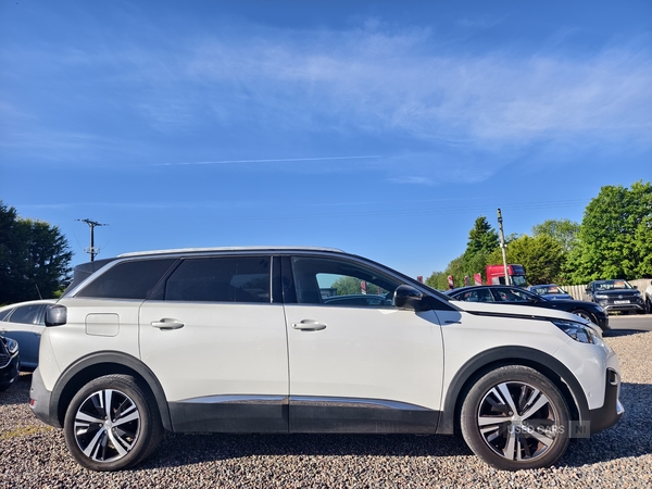 Peugeot 5008 DIESEL ESTATE in Fermanagh