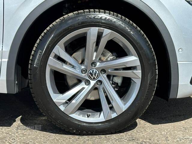 Feb 2024 Volkswagen Tiguan 2.0 TDI R-Line Edition 5dr DSG