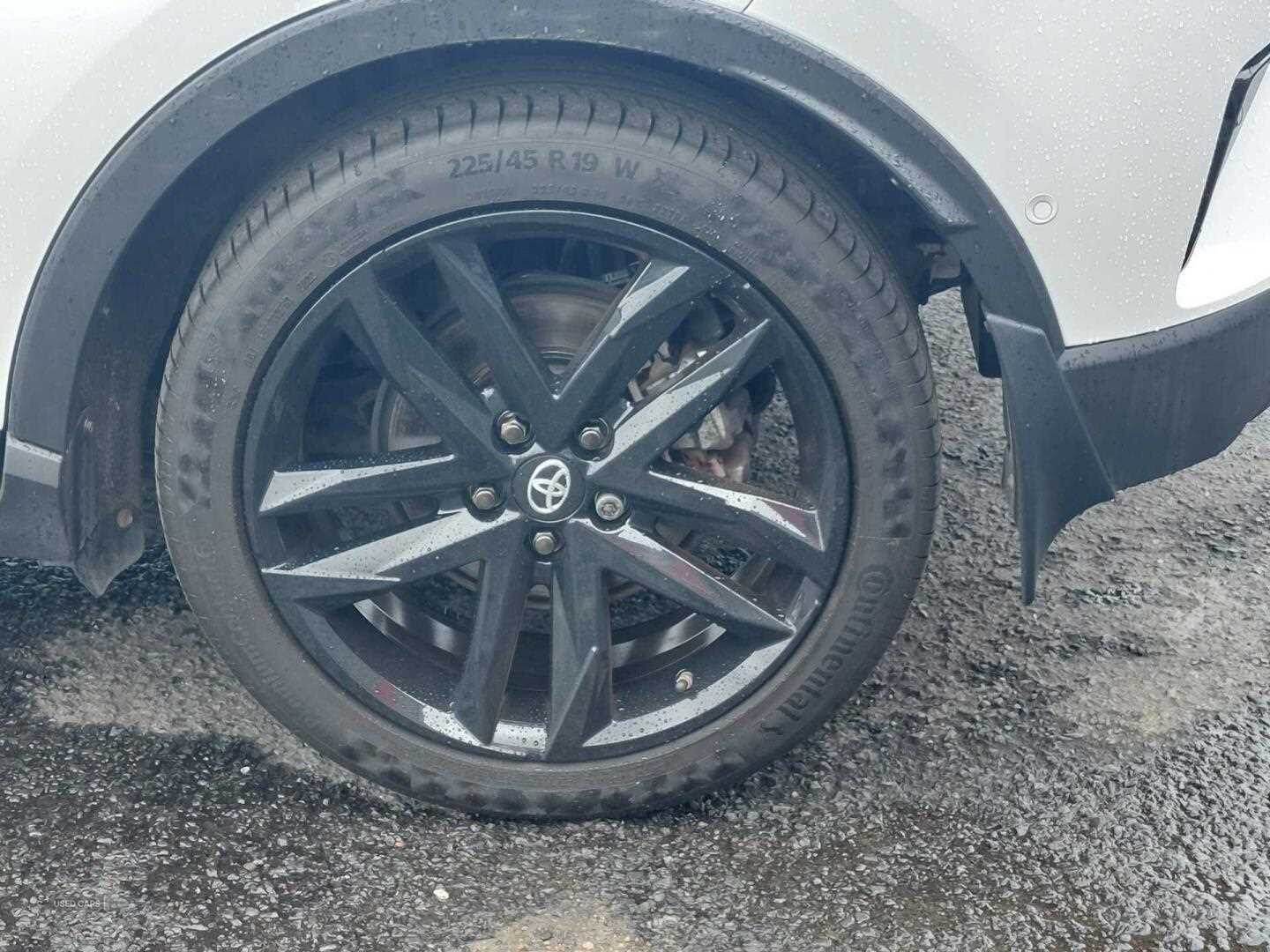 Oct 2022 Toyota C-HR 1.8 Hybrid GR Sport 5dr CVT