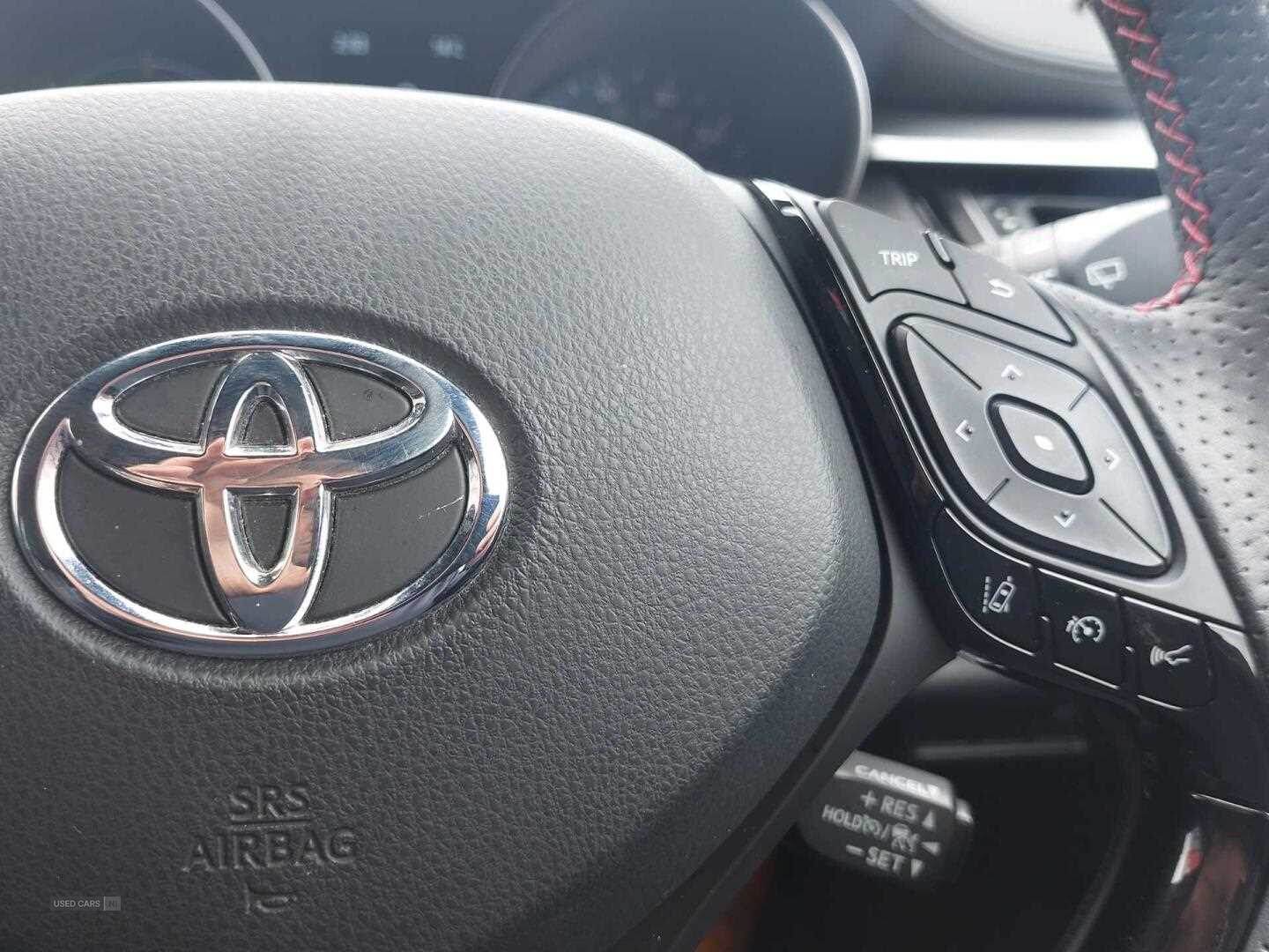 Oct 2022 Toyota C-HR 1.8 Hybrid GR Sport 5dr CVT