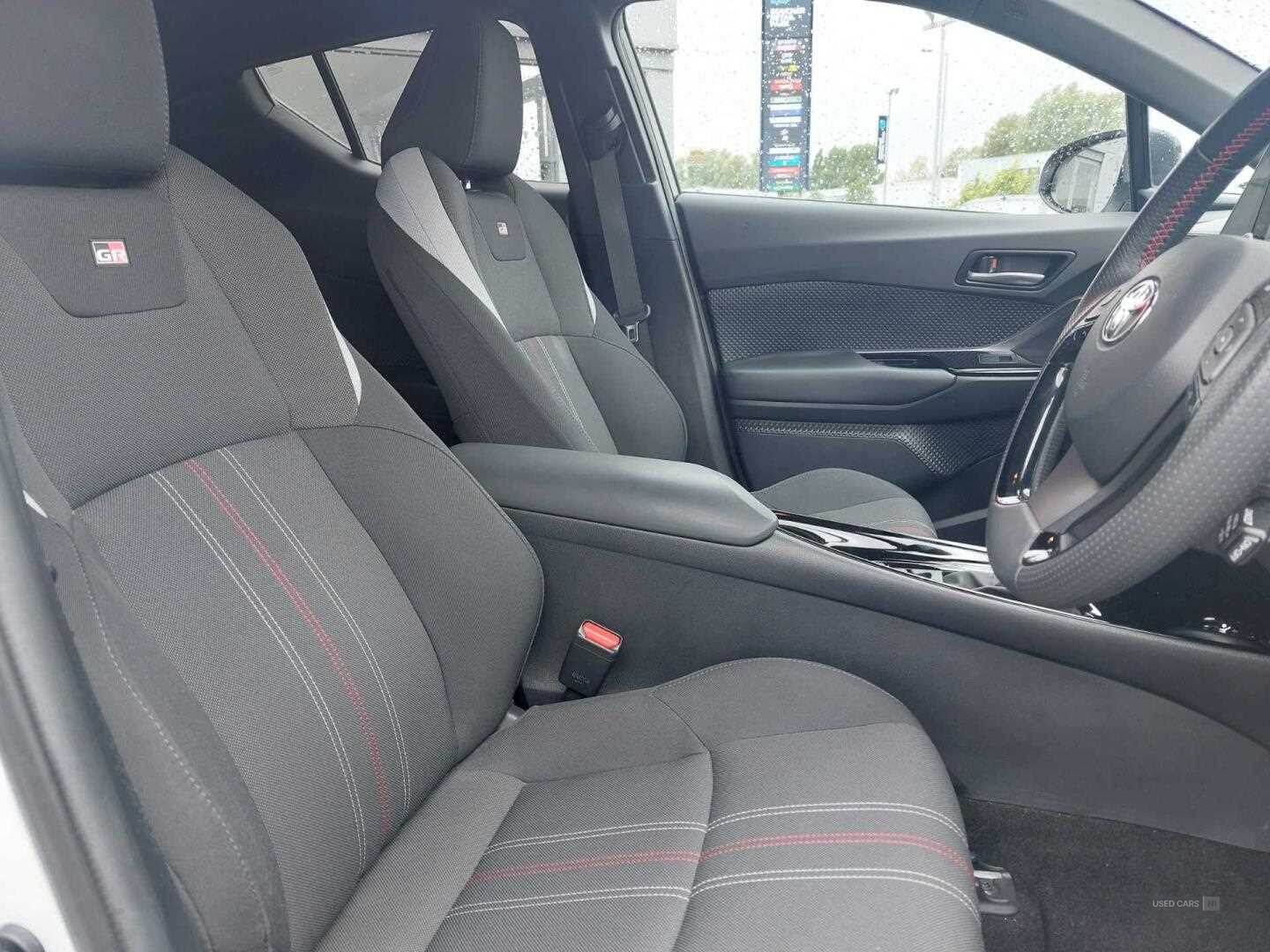 Oct 2022 Toyota C-HR 1.8 Hybrid GR Sport 5dr CVT