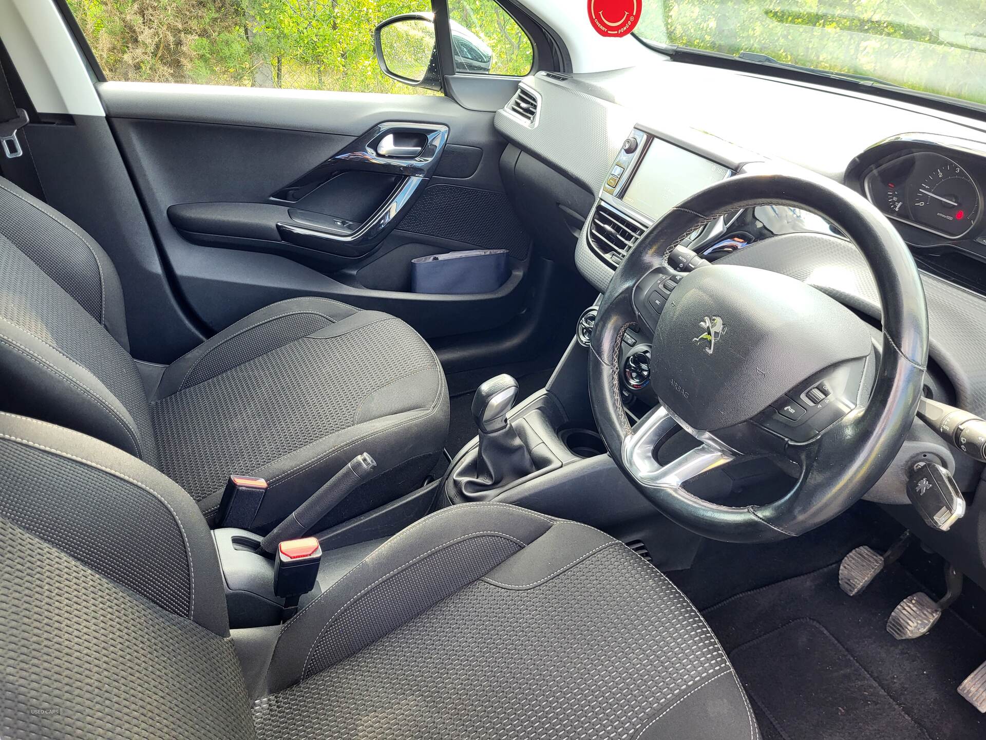 Mar 2017 Peugeot 208 1.2 PureTech 82 Allure 5dr