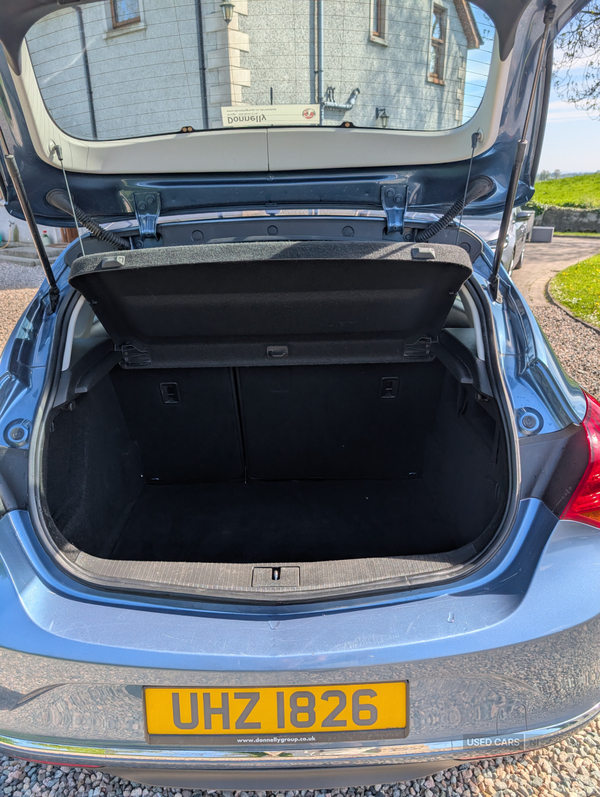 Vauxhall Astra HATCHBACK SPECIAL EDS in Tyrone