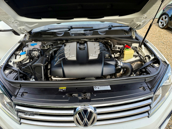 Volkswagen Touareg DIESEL ESTATE in Derry / Londonderry