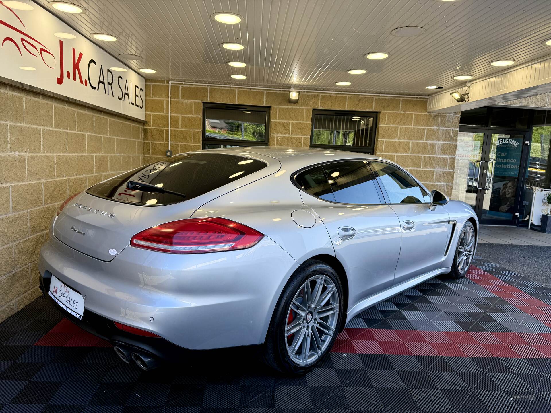 Mar 2015 Porsche Panamera 3.0 [300] V6 Diesel 4dr Tiptronic S