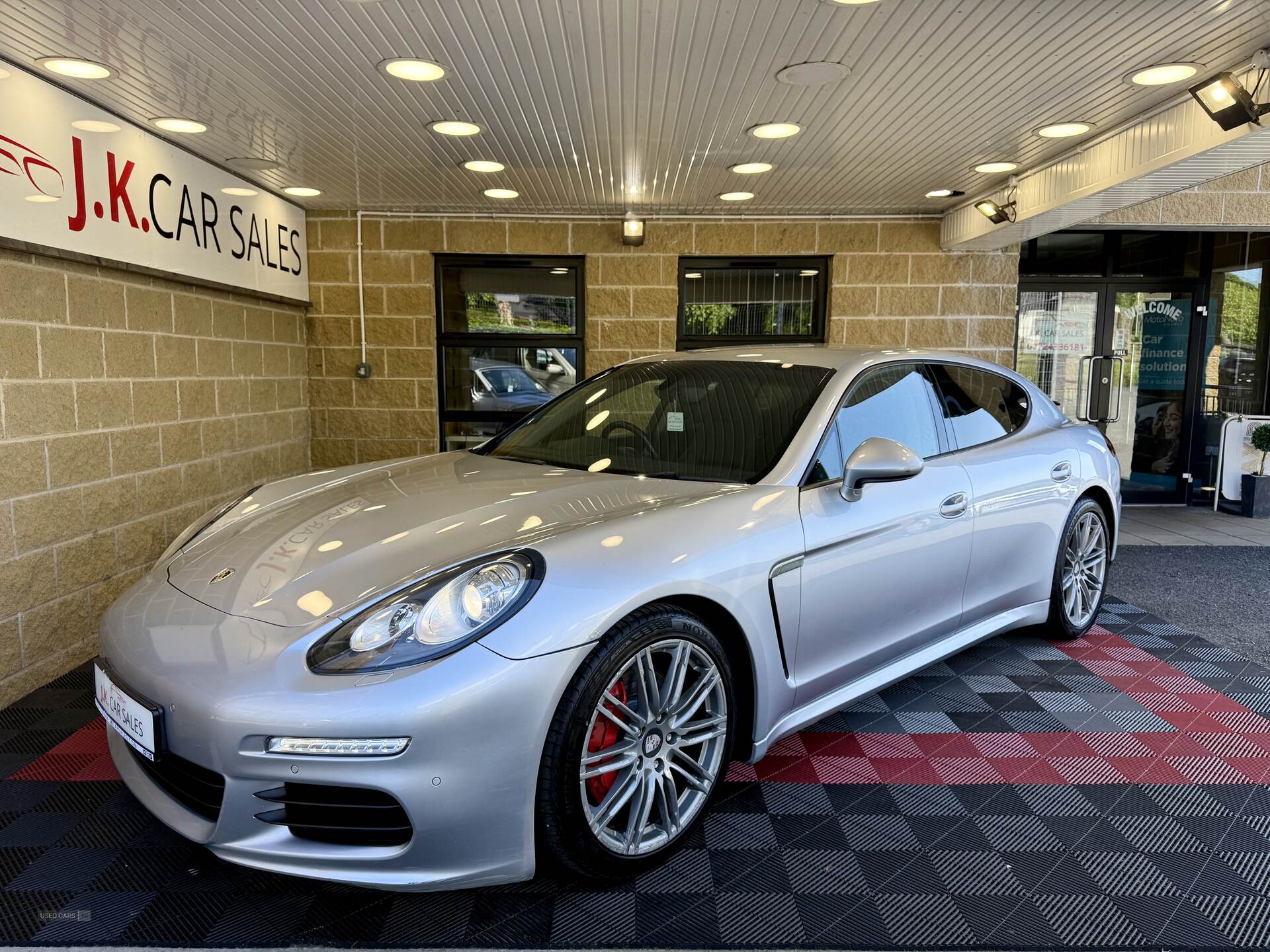 Mar 2015 Porsche Panamera 3.0 [300] V6 Diesel 4dr Tiptronic S