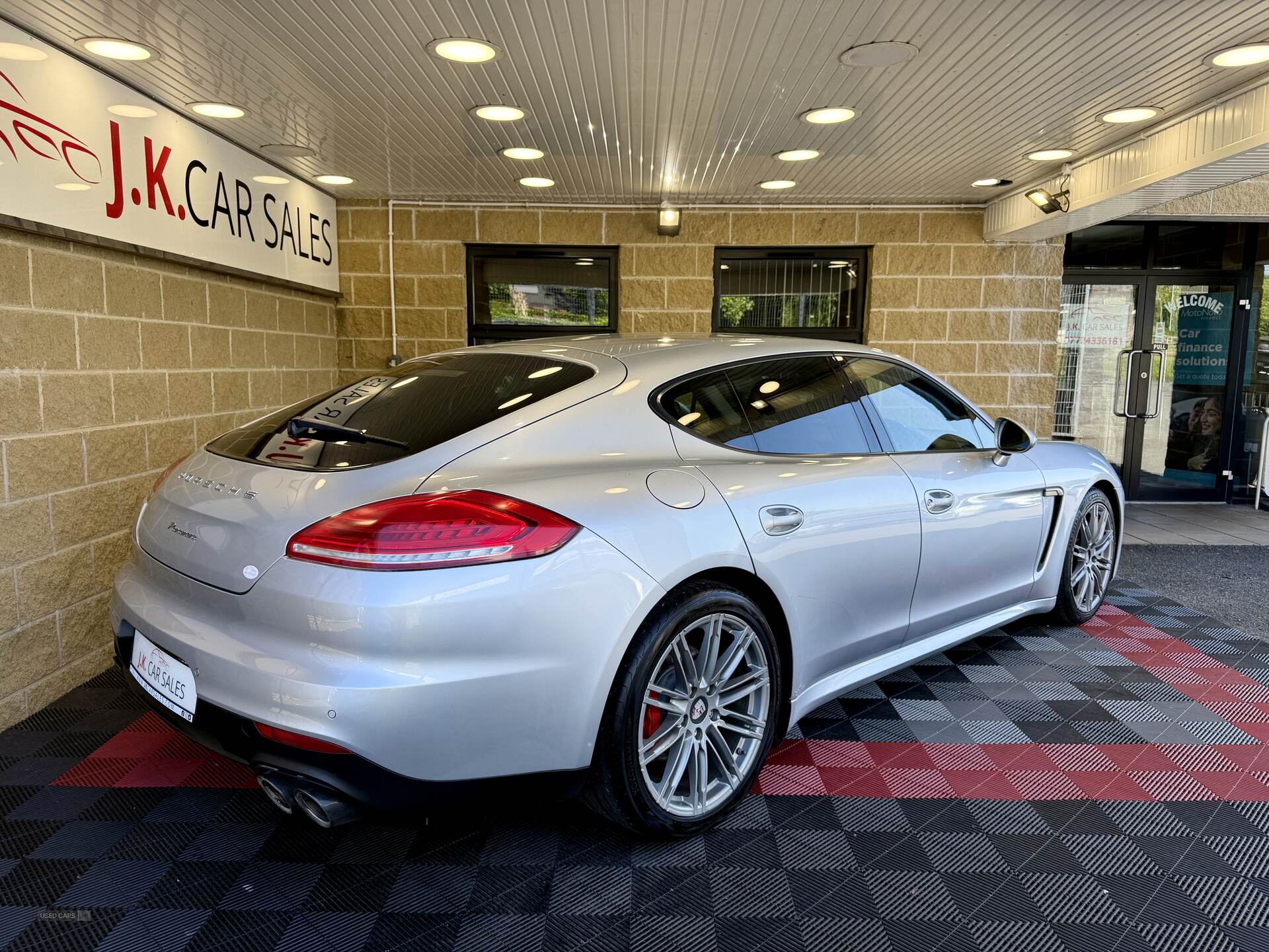 Mar 2015 Porsche Panamera 3.0 [300] V6 Diesel 4dr Tiptronic S