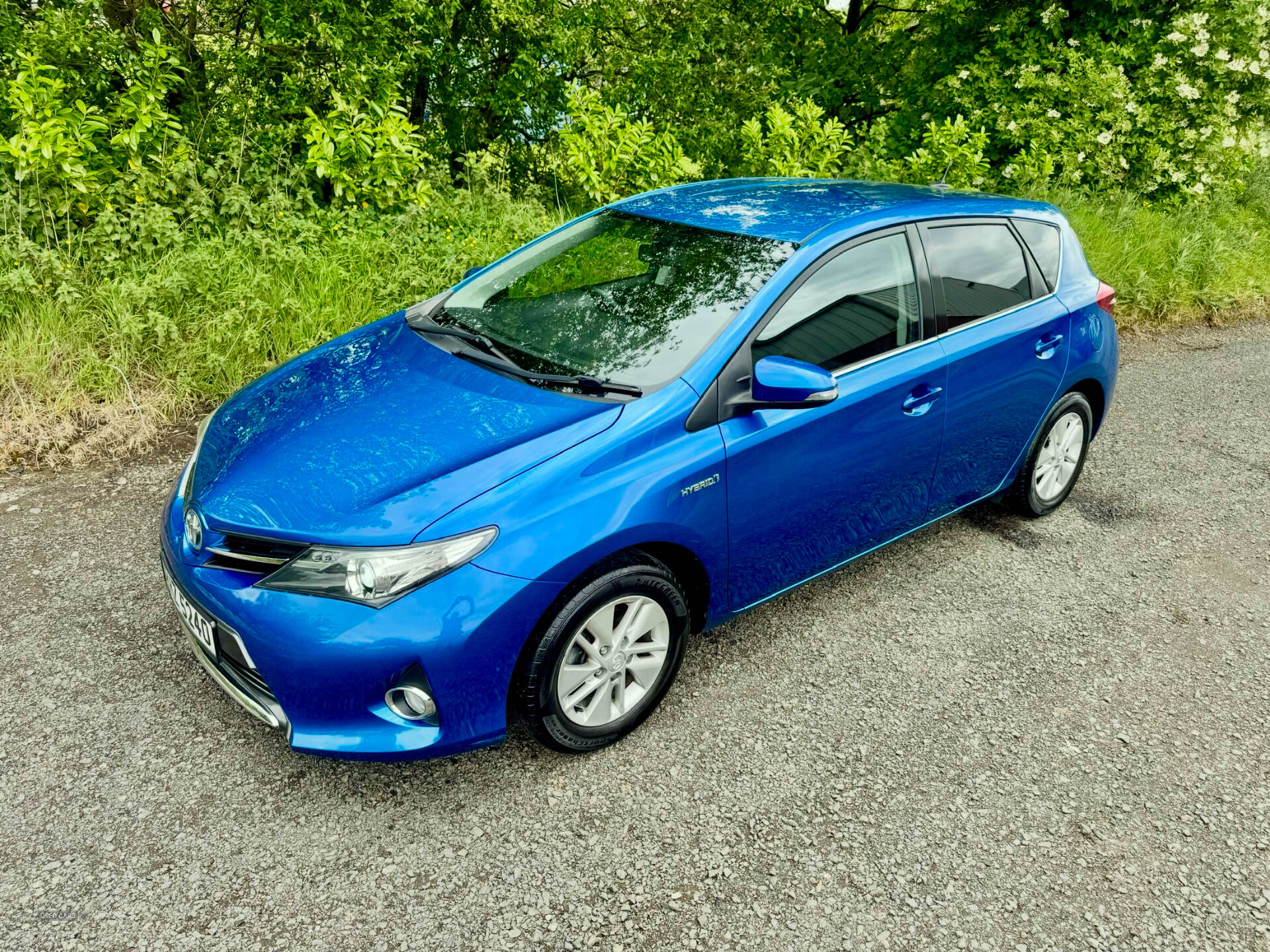 Oct 2013 Toyota Auris 1.8 VVTi Hybrid Icon 5dr CVT Auto