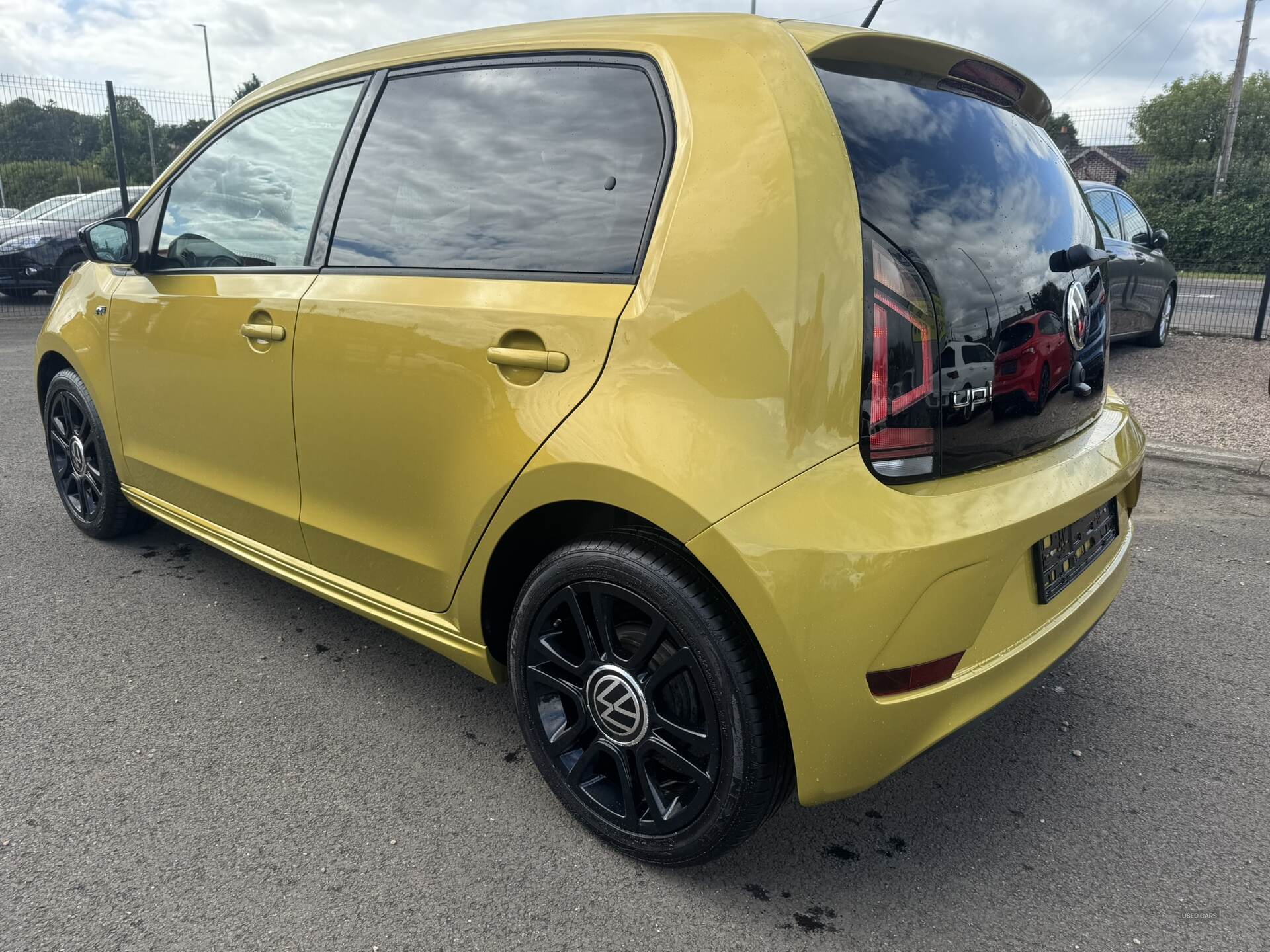 Car Thumbnail 2