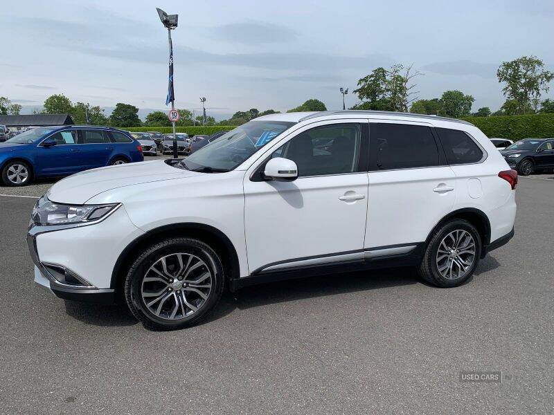 Aug 2017 Mitsubishi Outlander 2.2 DI-D 3 5dr Auto