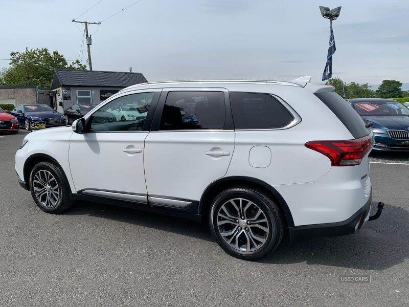 Aug 2017 Mitsubishi Outlander 2.2 DI-D 3 5dr Auto