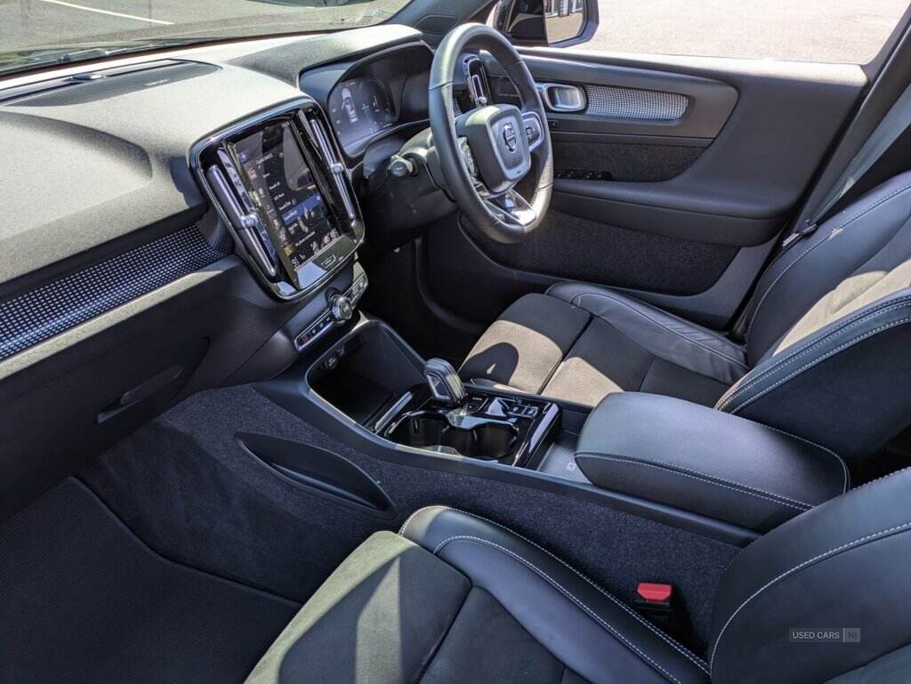 Mar 2022 Volvo XC40 1.5 T5 Recharge PHEV R DESIGN Pro 5dr Auto