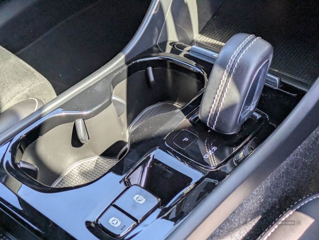Mar 2022 Volvo XC40 1.5 T5 Recharge PHEV R DESIGN Pro 5dr Auto
