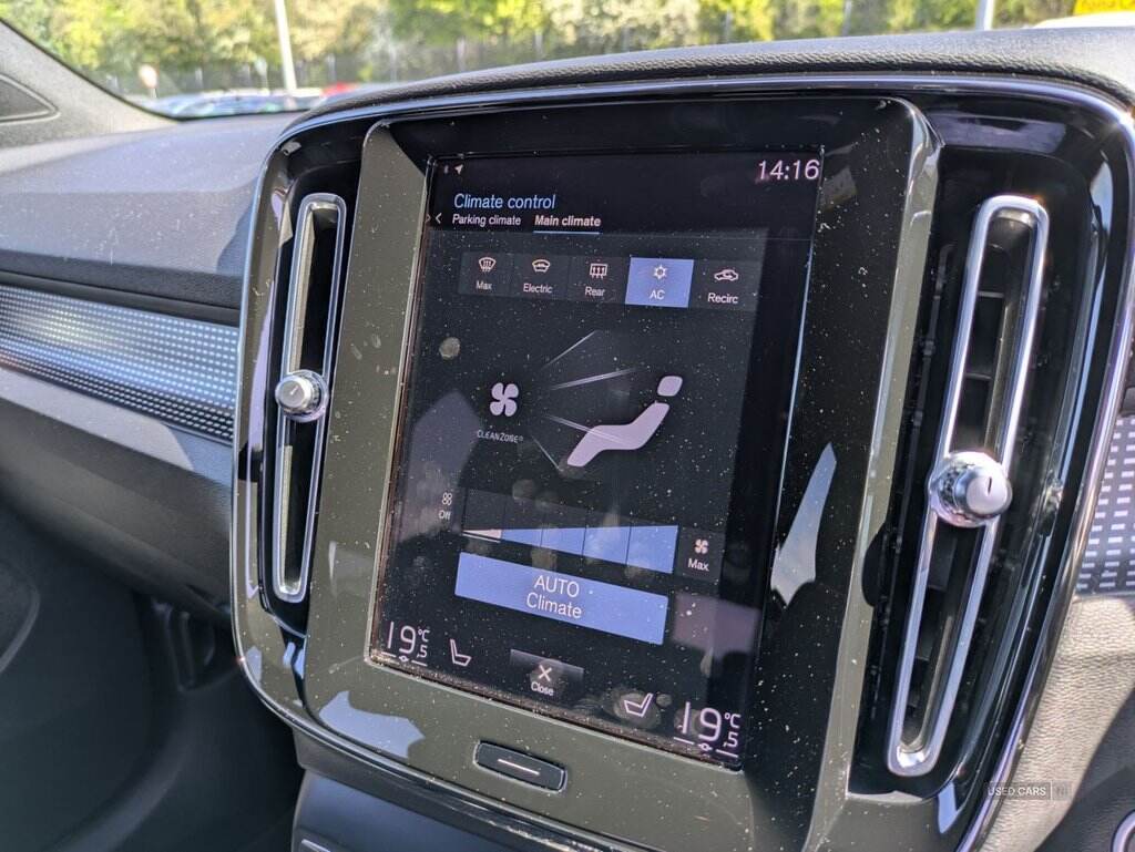 Mar 2022 Volvo XC40 1.5 T5 Recharge PHEV R DESIGN Pro 5dr Auto