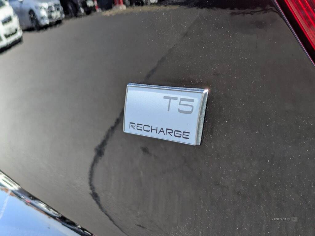 Mar 2022 Volvo XC40 1.5 T5 Recharge PHEV R DESIGN Pro 5dr Auto
