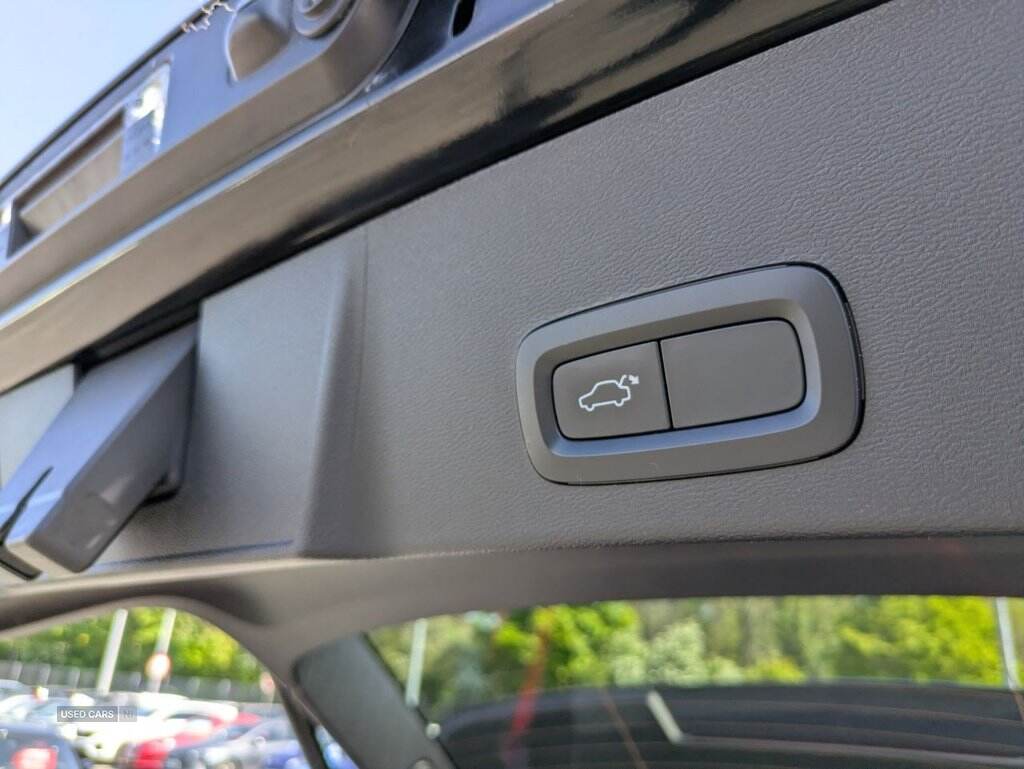 Mar 2022 Volvo XC40 1.5 T5 Recharge PHEV R DESIGN Pro 5dr Auto