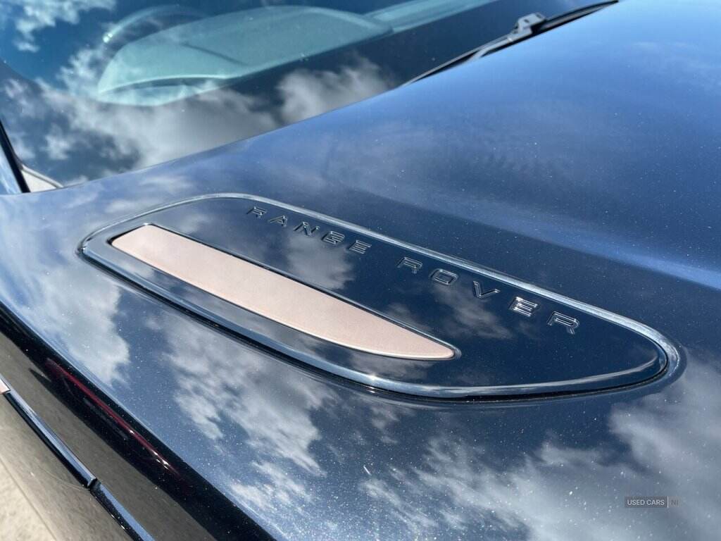 Mar 2019 Land Rover Range Rover Velar 2.0 D240 R-Dynamic HSE 5dr Auto