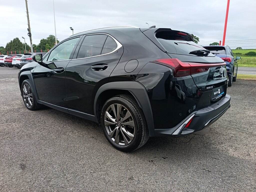 May 2023 Lexus UX 250h 2.0 F-Sport Design 5dr CVT