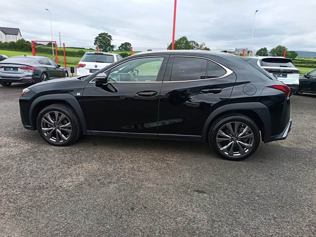 May 2023 Lexus UX 250h 2.0 F-Sport Design 5dr CVT