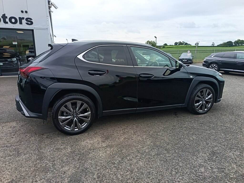 May 2023 Lexus UX 250h 2.0 F-Sport Design 5dr CVT