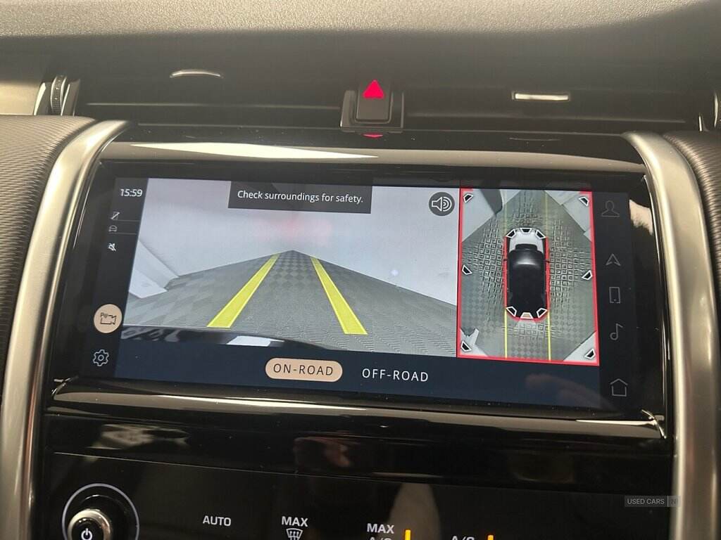 Sep 2021 Land Rover Discovery Sport 1.5 P300e R-Dynamic SE 5dr Auto [5 Seat]