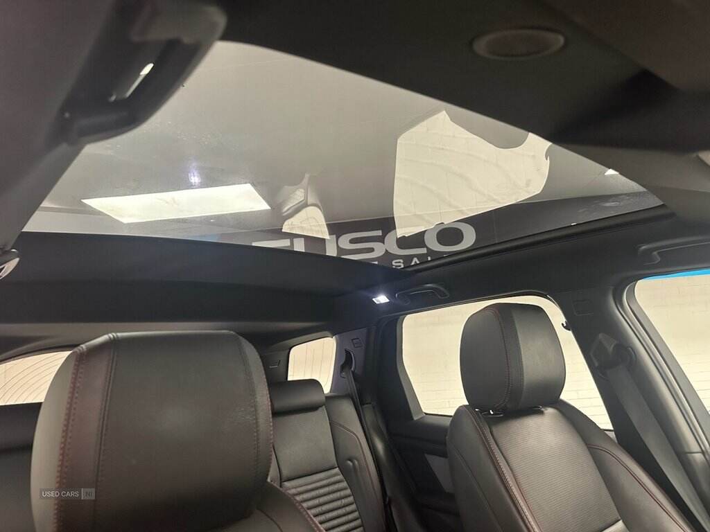Sep 2021 Land Rover Discovery Sport 1.5 P300e R-Dynamic SE 5dr Auto [5 Seat]