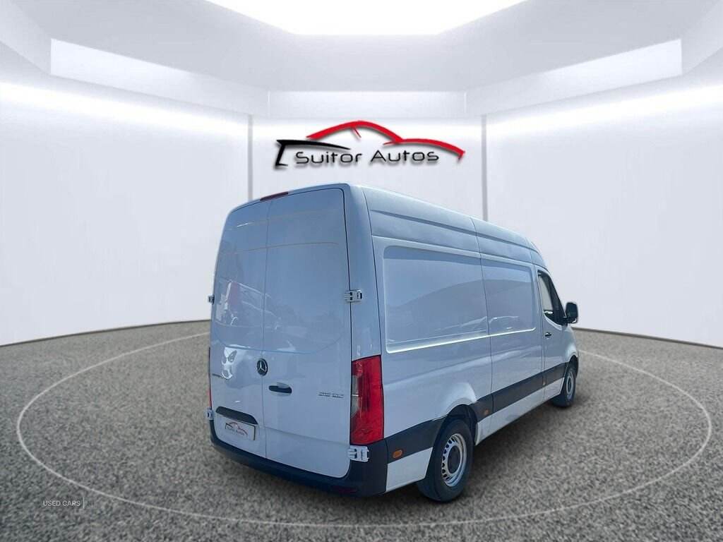 Jul 2022 Mercedes-Benz Sprinter 3.5t H2 Progressive Van