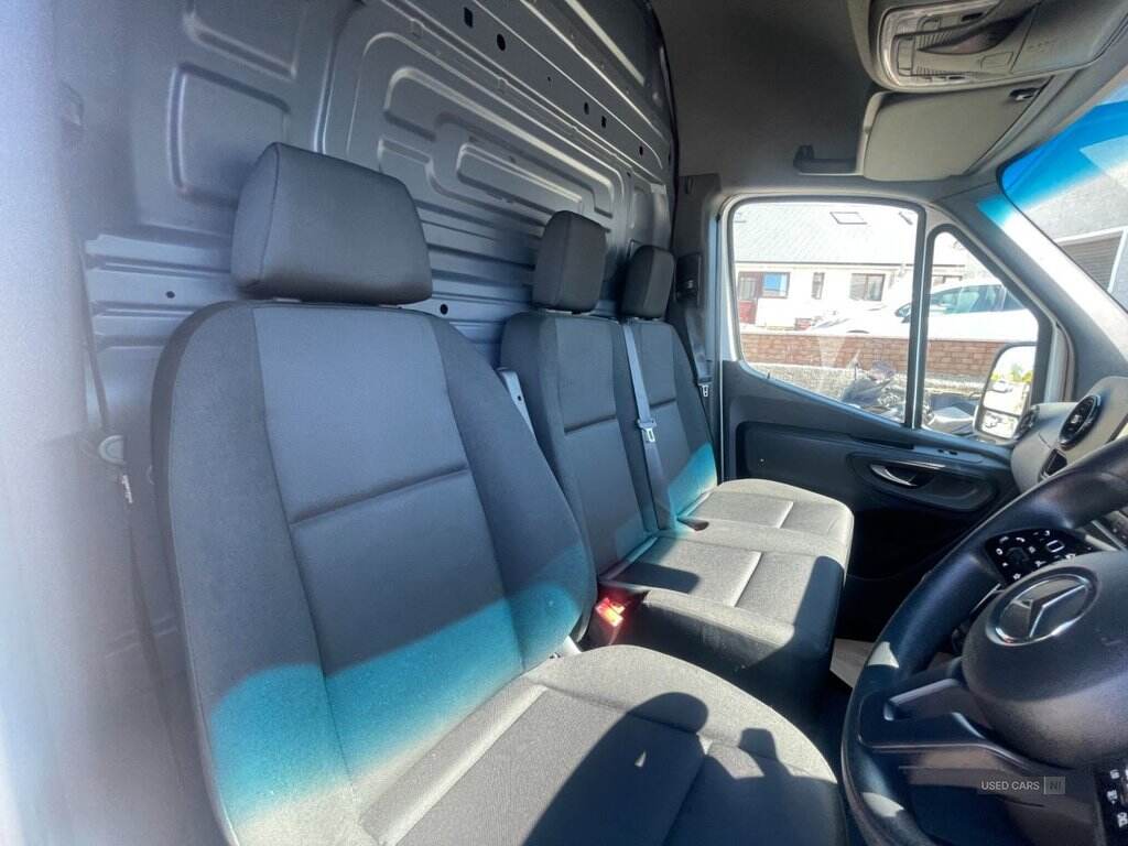 Jul 2022 Mercedes-Benz Sprinter 3.5t H2 Progressive Van