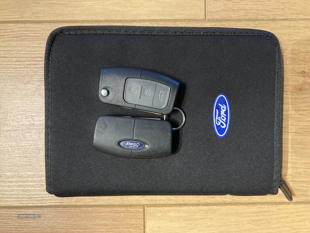 Feb 2010 Ford Focus 1.6 TDCi Zetec 5dr [110] [DPF]