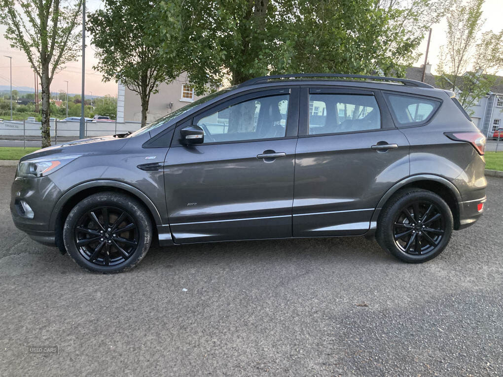 Mar 2017 Ford Kuga 2.0 TDCi 180 ST-Line 5dr