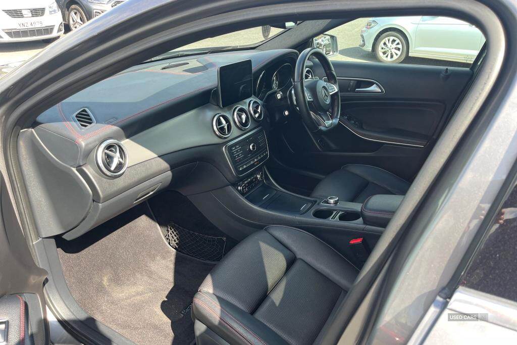 Jun 2017 Mercedes-Benz GLA-Class GLA 220d 4Matic AMG Line 5dr Auto [Premium]