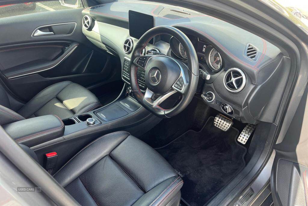 Jun 2017 Mercedes-Benz GLA-Class GLA 220d 4Matic AMG Line 5dr Auto [Premium]
