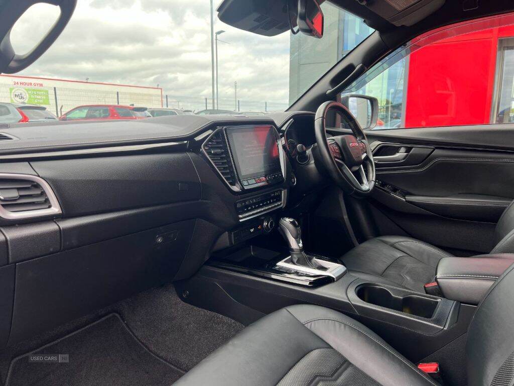 Mar 2024 Isuzu D-Max 1.9 V-Cross Double Cab 4x4 Auto