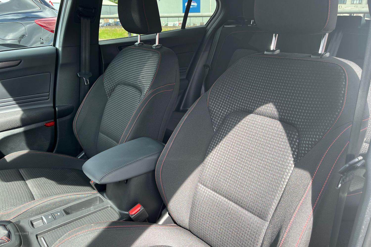 Mar 2024 Ford Focus 1.0 EcoBoost Hybrid mHEV ST-Line 5dr