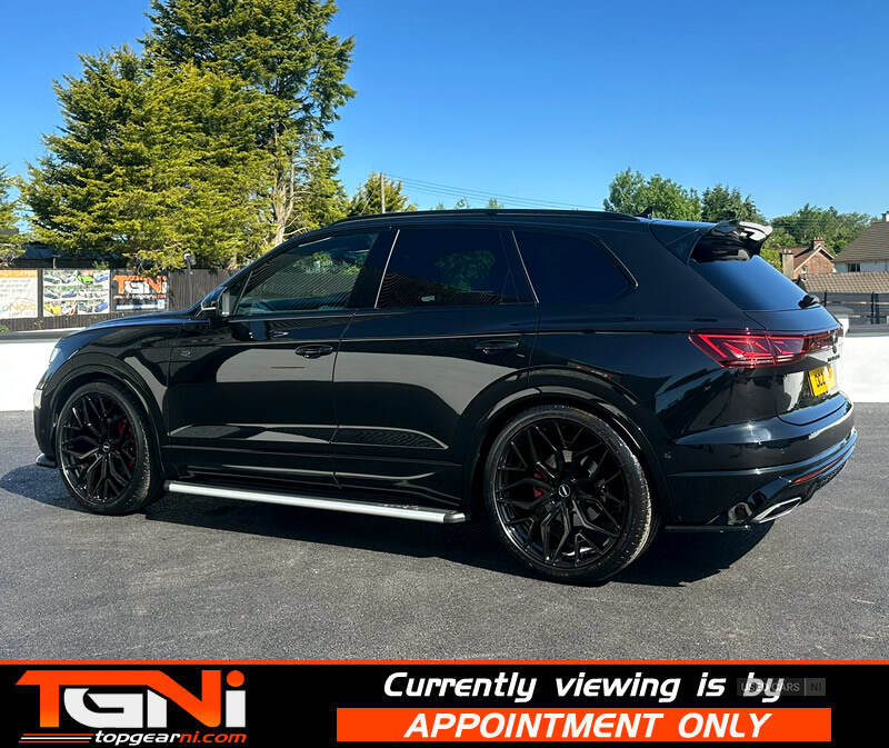 Mar 2024 Volkswagen Touareg 3.0 V6 TDI 4Motion 286 Black Edition 5dr Tip Auto