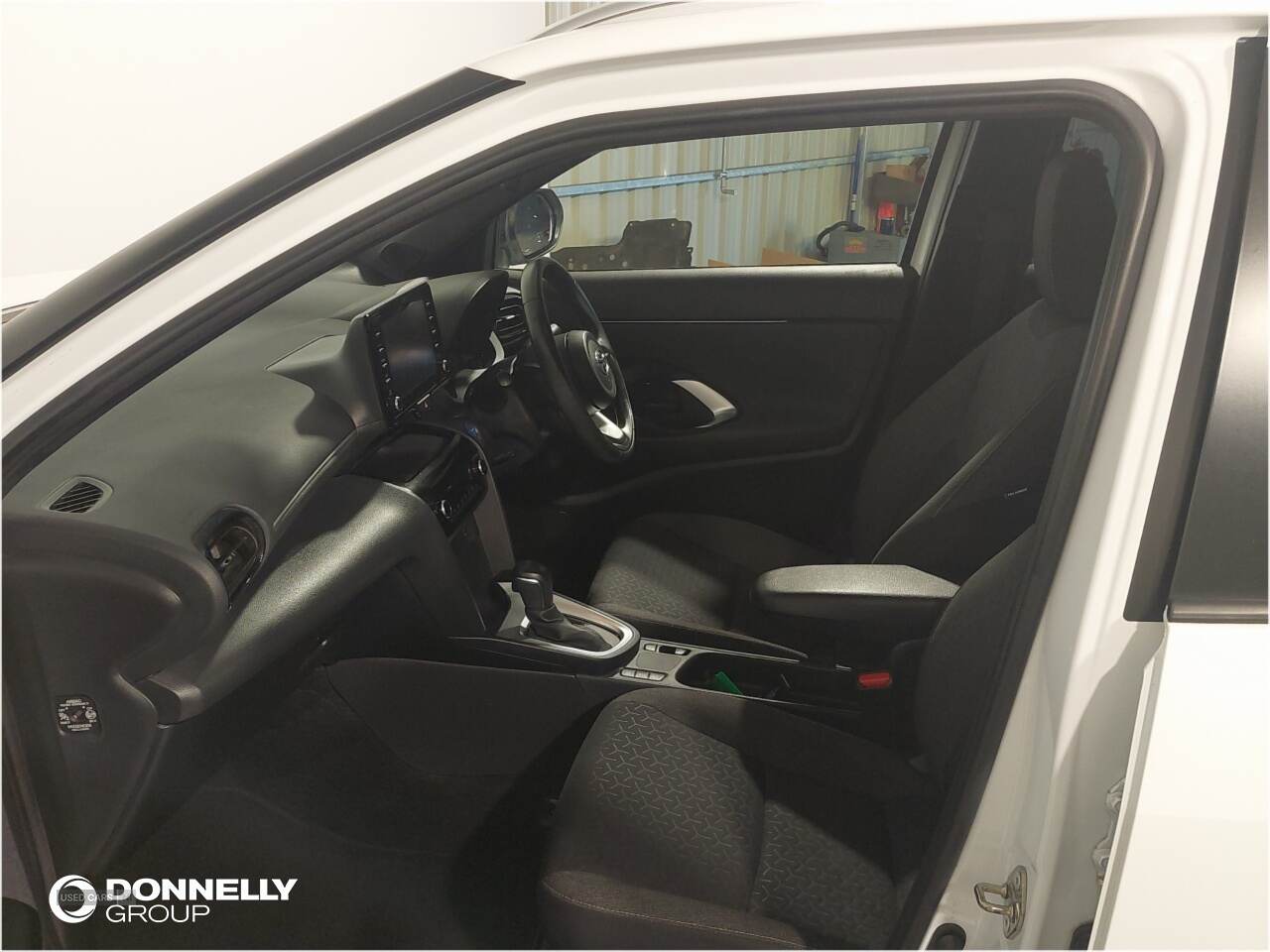 Jan 2022 Toyota Yaris Cross 1.5 Hybrid Design 5dr CVT