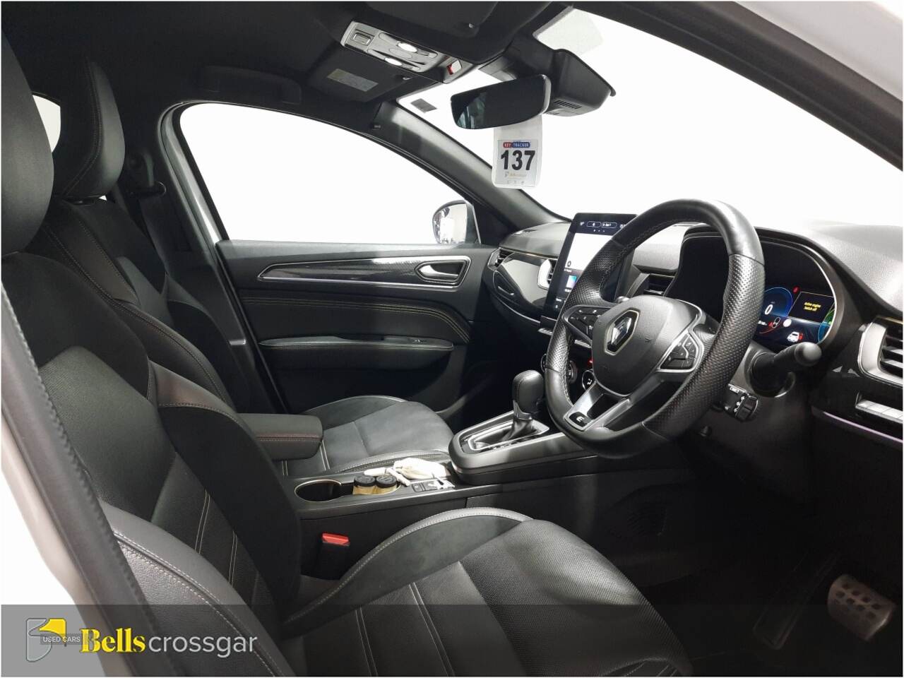 Dec 2022 Renault Arkana 1.6 E-Tech full hybrid 145 Engineered 5dr Auto