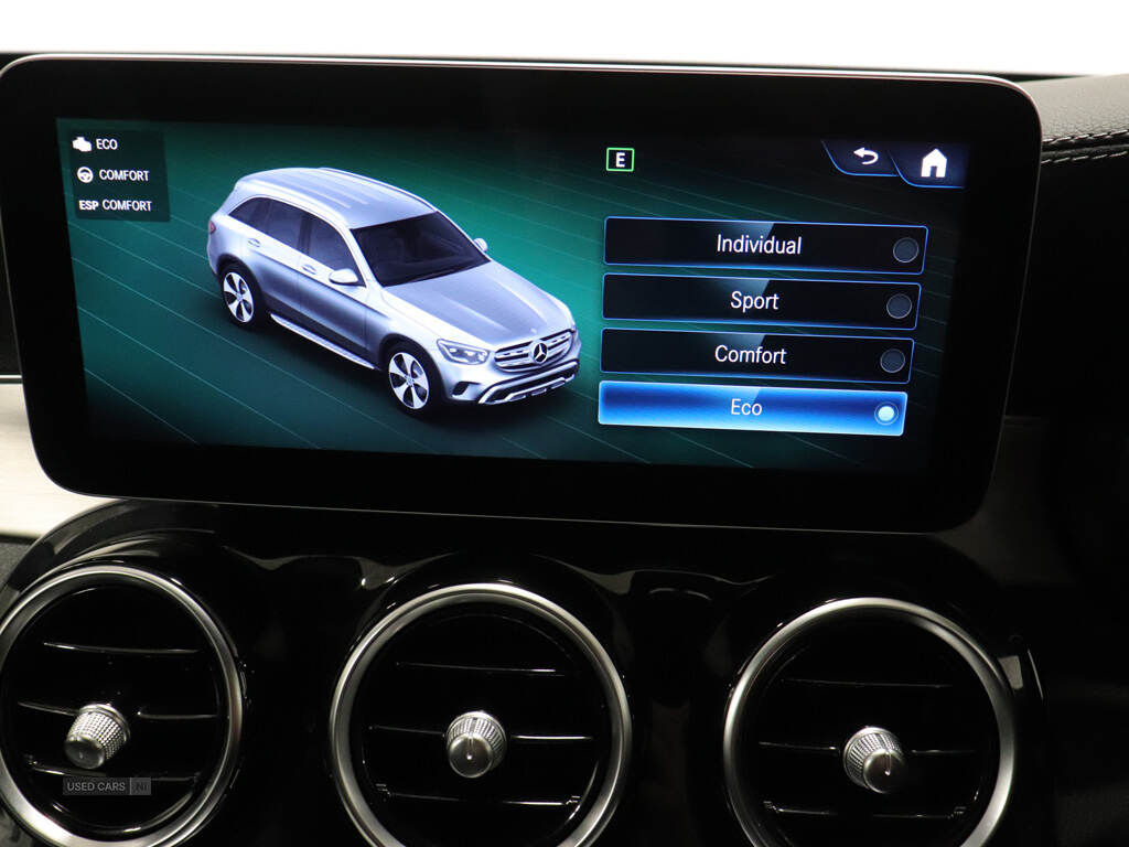 May 2022 Mercedes-Benz GLC GLC 220d 4Matic AMG Line 5dr 9G-Tronic