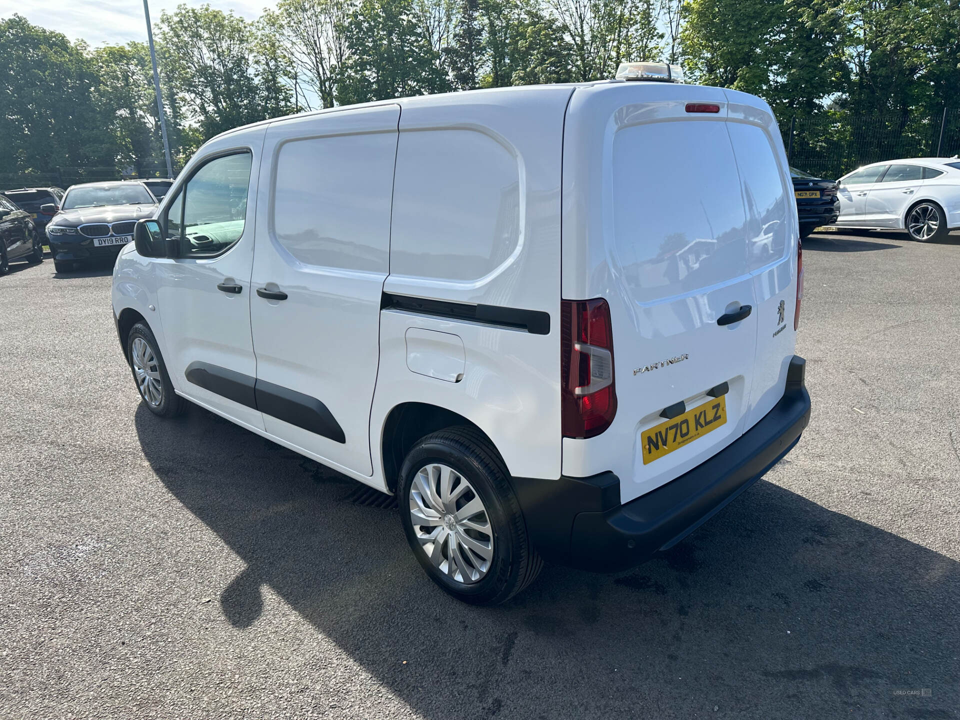 Jan 2021 Peugeot Partner 1000 1.5 BlueHDi 100 Professional Van