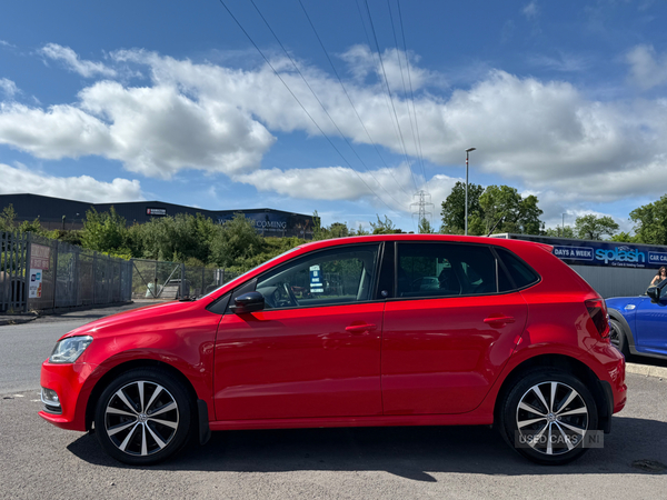 Volkswagen Polo HATCHBACK in Down