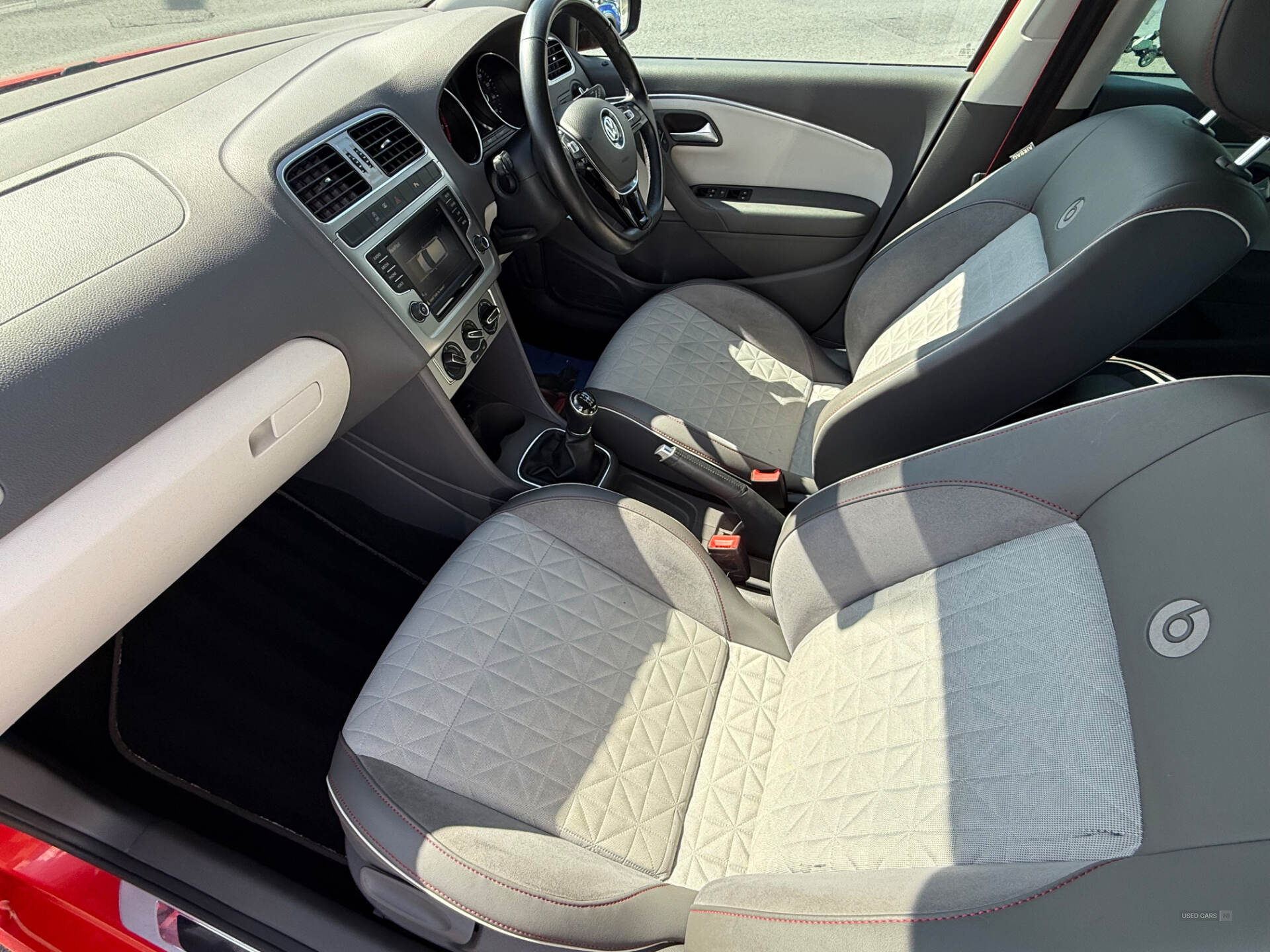 Volkswagen Polo HATCHBACK in Down