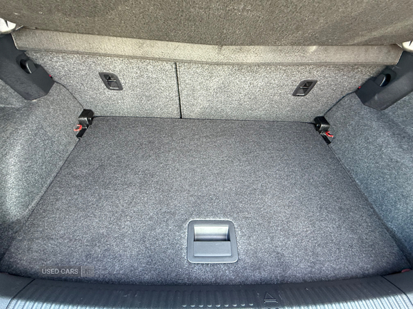 Volkswagen Polo HATCHBACK in Down