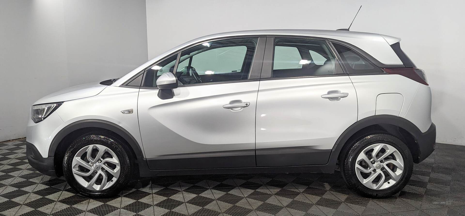 Mar 2018 Vauxhall Crossland X 1.6 Turbo D ecoTec SE Nav 5dr [Start Stop]