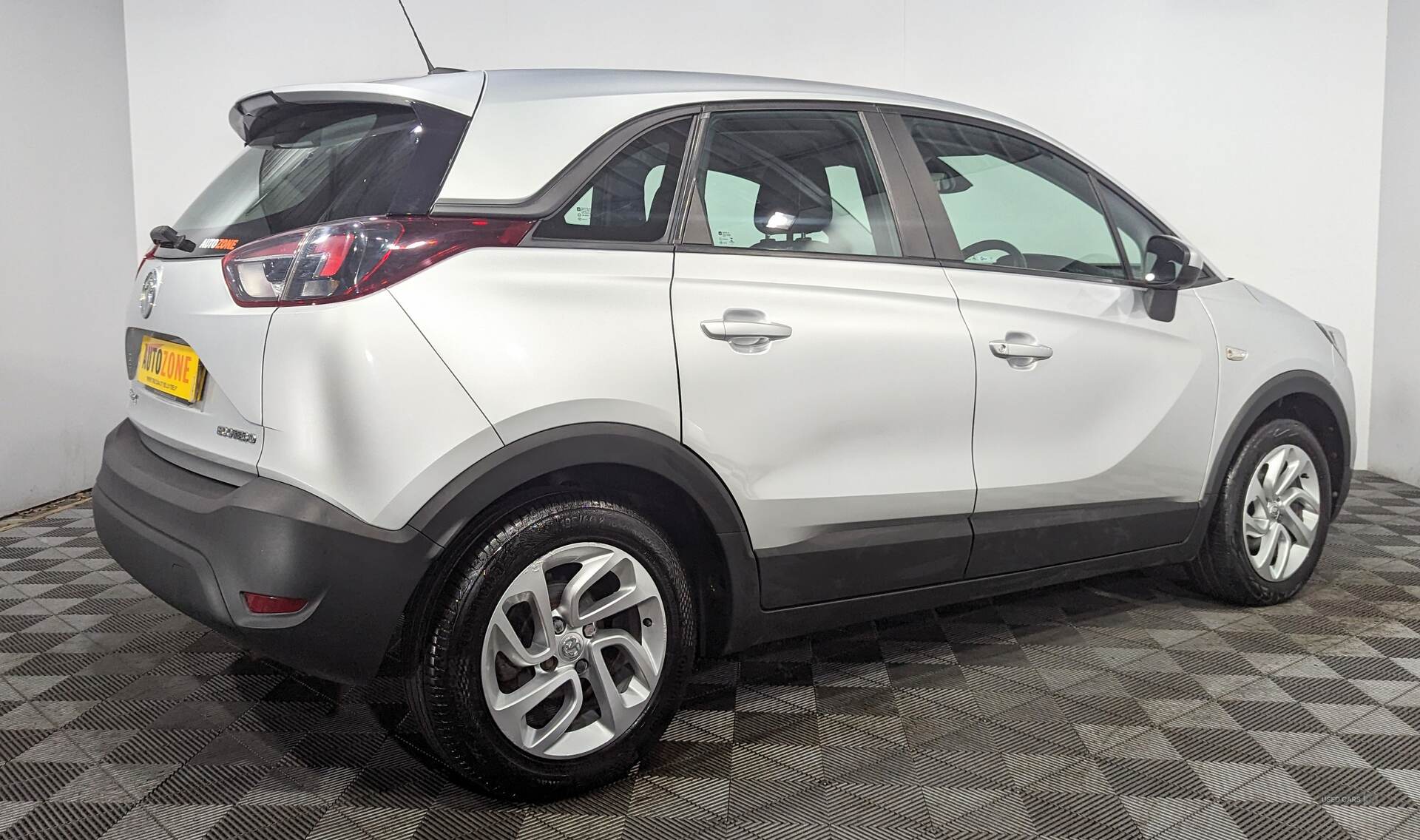 Mar 2018 Vauxhall Crossland X 1.6 Turbo D ecoTec SE Nav 5dr [Start Stop]